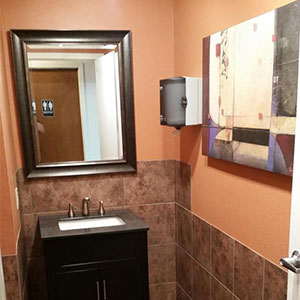East Bay Autohaus's nice new Bathroom - image #3